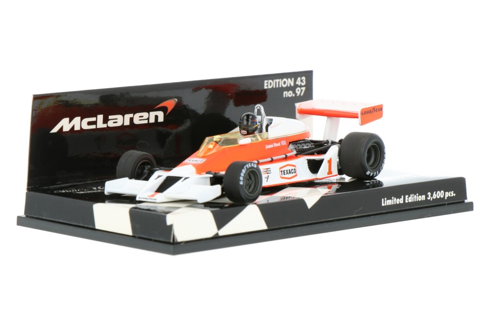 McLaren M26