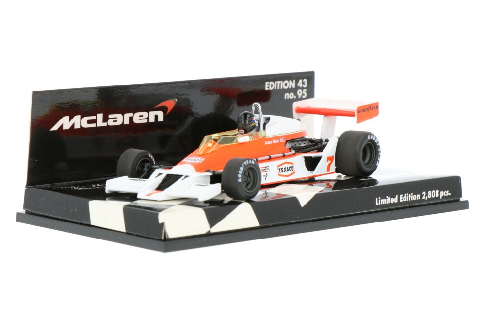 McLaren M26